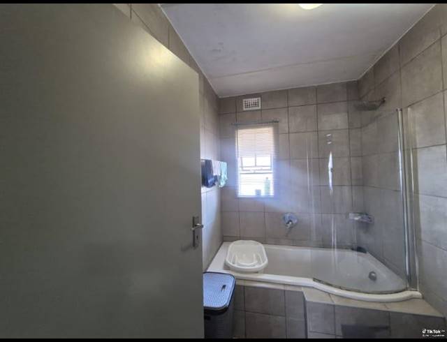 2 BEDROOM APARTMENT FOR SALE IN MONTANA TUINE